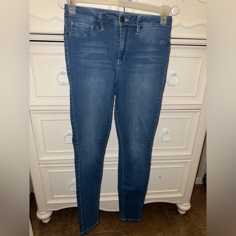 Women’s skinny jeans